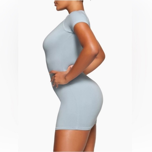 SKIMS new vintage raglan mini dress - Picture 5 of 6